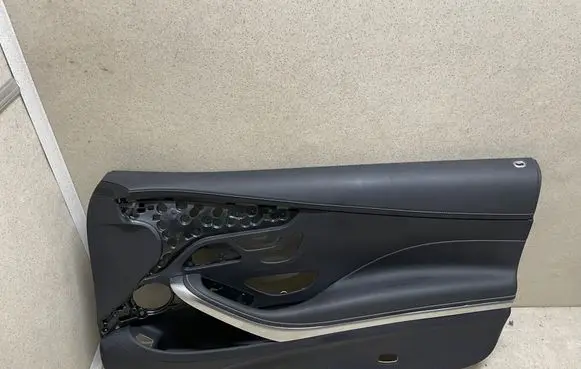 Mercedes-Benz S C217 Front door card panel trim A2177200879