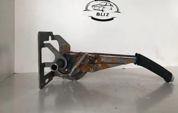 Volvo V50 Hand brake release handle 4M512780AM