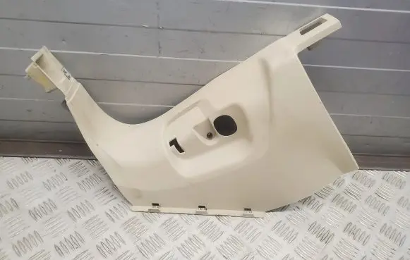 Audi Q7 4M Foot area side trim 4M1867271C