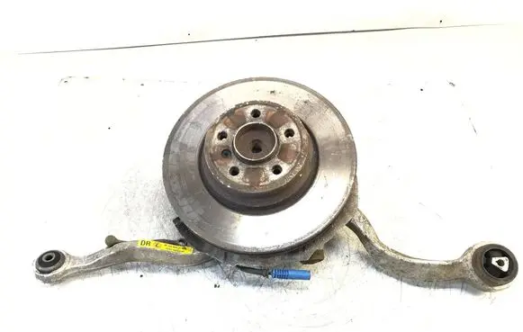BMW 7 E65 E66 Front wheel hub spindle knuckle k3170