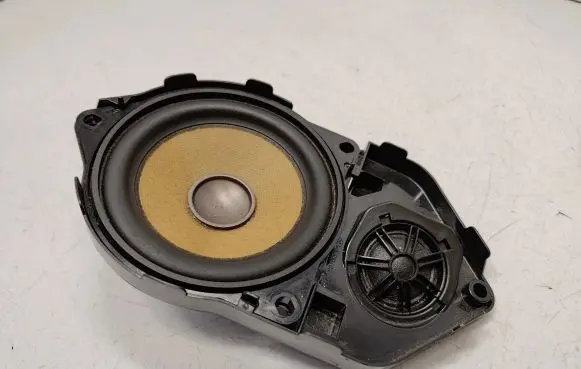 BMW X3 F25 Panel speaker 65139237280