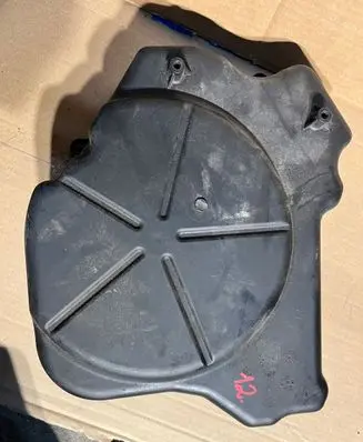 Jeep Grand Cherokee Timing belt guard (cover) 04627470AA