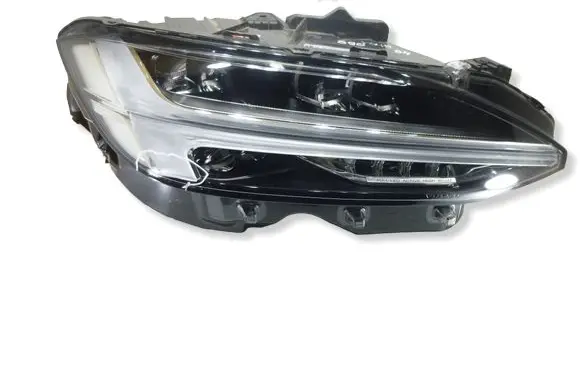 Volvo S90, V90 Headlight/headlamp 32404726 240207