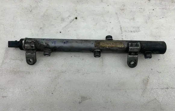 Mercedes-Benz E C207 W207 Fuel main line pipe A6420703095 A6420703095001 0934800545
