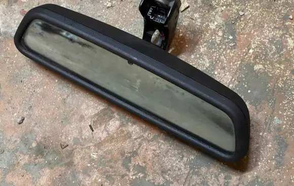 BMW 5 F10 F11 Rear view mirror (interior) E11015313 GNTX209
