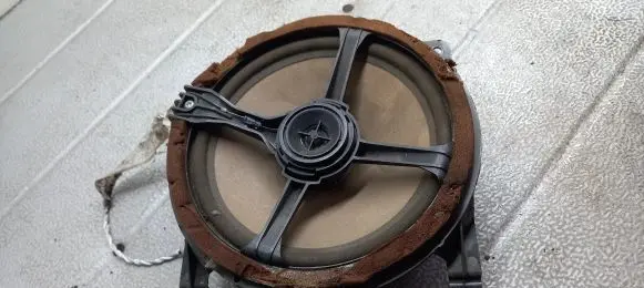 Subwoofer speaker