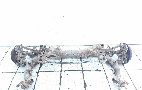 Toyota Avensis T250 Rear subframe 