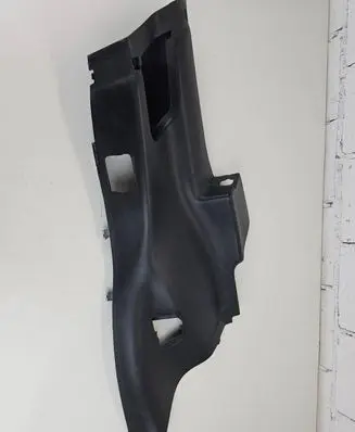 Land Rover Discovery 5 Rear seat side bottom trim Hy3202650