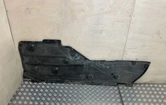 BMW M3 e92 Side bottom protection 8040536