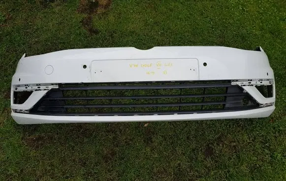 Volkswagen Golf VII Front bumper 5G0807221