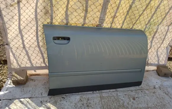 Audi A4 S4 B6 8E 8H Front door