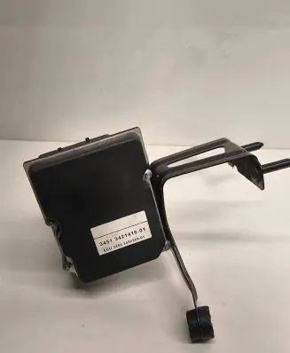 BMW X3 E83 ABS Pump 3421416 34513421416
