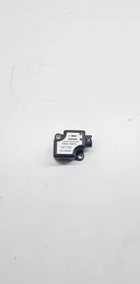 Nissan X-Trail T30 ESP acceleration yaw rate sensor 47930EQ010