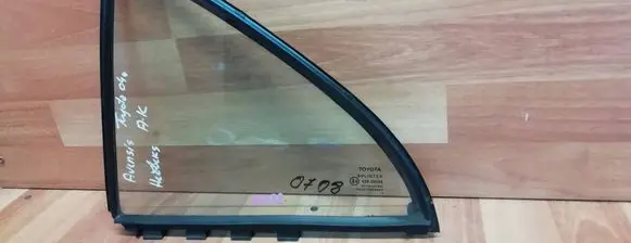 Toyota Avensis T250 Rear vent window glass 6818905030 6812405050 43R00048
