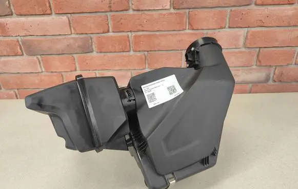 BMW 4 G22 G23 G24 G26 Air filter box 8635100