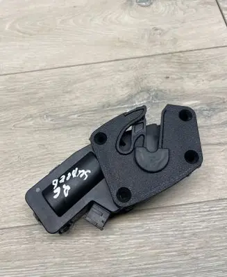Tailgate/trunk/boot lock/catch/latch