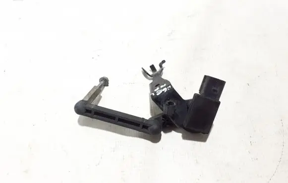 Audi A6 S6 C8 4K Air suspension front height level sensor 4K0907504A