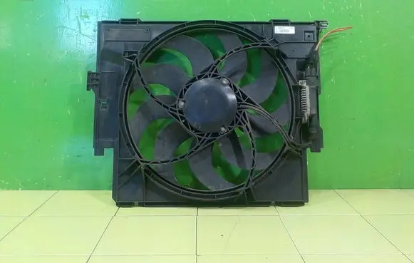 BMW 1 F20 F21 Fan set 5020644