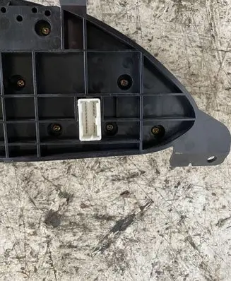 Chevrolet Cruze Climate control/heater control trim 