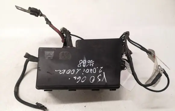 Volvo V50 Fuse box set 318818101 30728013 8688040