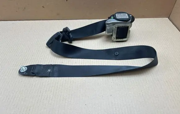 Mercedes-Benz Vito Viano W639 Front seatbelt buckle 6398603785