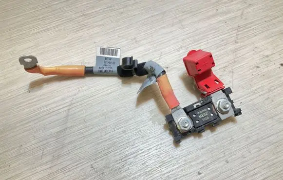 Land Rover Discovery 4 - LR4 Positive cable (battery) EH2214300BC