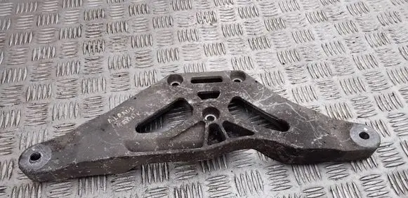 Audi A6 S6 C6 4F Rear differential/diff mount bracket 4F0599267