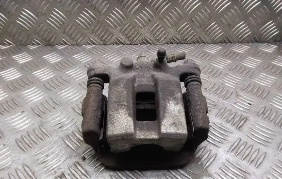Nissan Leaf I (ZE0) Rear brake caliper