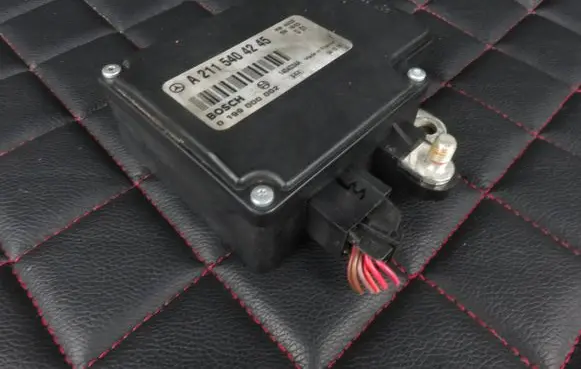 Mercedes-Benz E W211 Battery control module A2115404245 0199000002 1404D34A