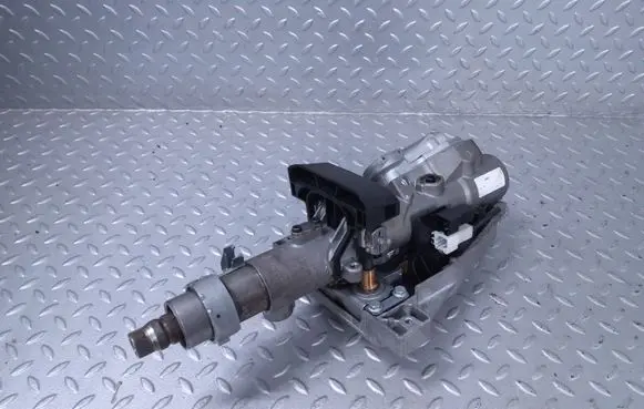 Steering wheel axle set