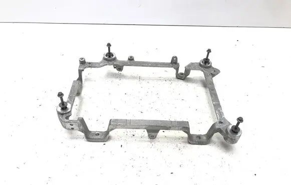 Volvo XC40 Holder (bracket) 32335743