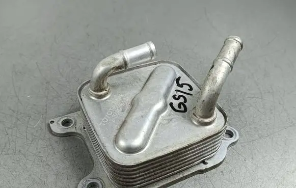 Lexus GS 250 350 300H 450H Engine oil radiator 36025421