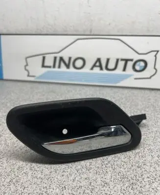 Rear door interior handle