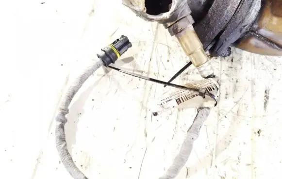 Mercedes-Benz C W203 Lambda probe sensor 0015405017
