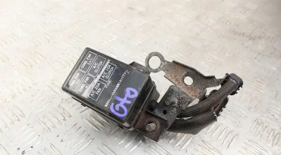 Mitsubishi 3000 GT Fuse box set