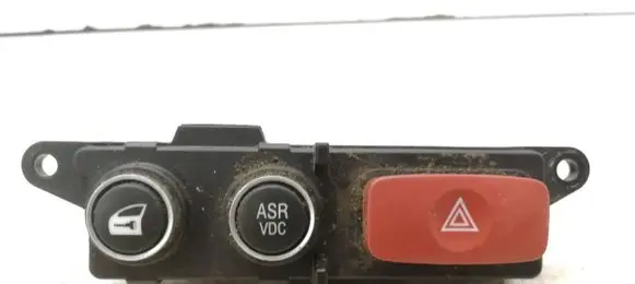 Alfa Romeo 159 Hazard light switch 156067820 156067821