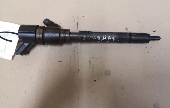KIA Sportage Fuel injector 0445110258