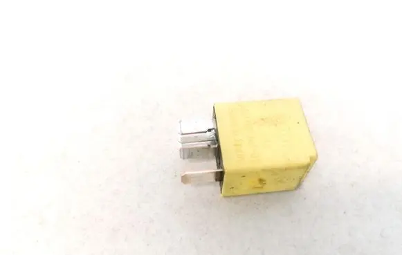 Mercedes-Benz C W203 Other relay 4RD00781402 4RD007814-02