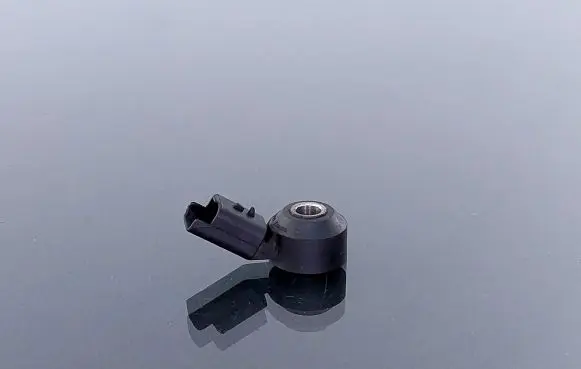 Detonation knock sensor