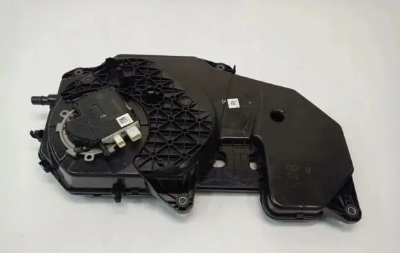 Renault Megane IV AdBlue liquid reservoir 