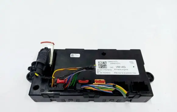 Audi A3 8Y Air conditioner control unit module 5WA907007L
