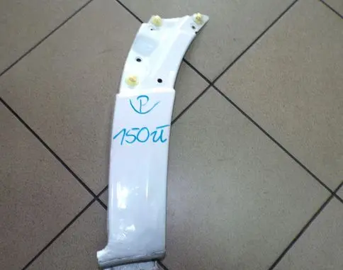 Volkswagen Crafter Fender mounting bracket