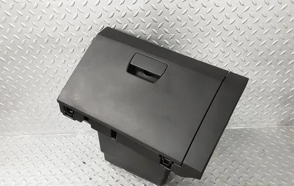Dacia Sandero III Glove box 685008544R 00239420