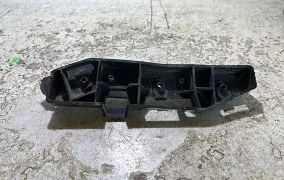 Ford Edge II Front bumper mounting bracket FT4B17D058AC
