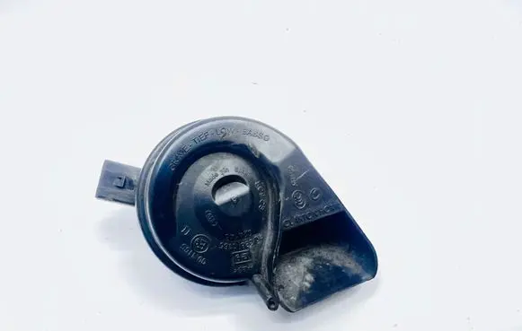 Audi A5 8T 8F Horn signal 8K0951221