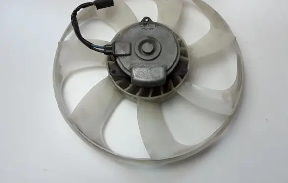 Mazda CX-5 Radiator cooling fan shroud 2680007081