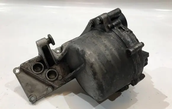 BMW 7 E65 E66 Generator/alternator bracket 