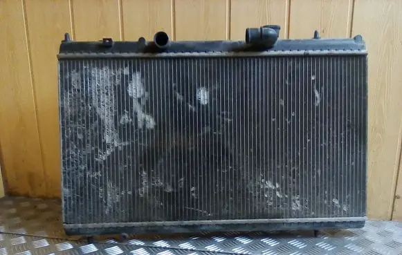 Citroen C5 Coolant radiator 9648770980