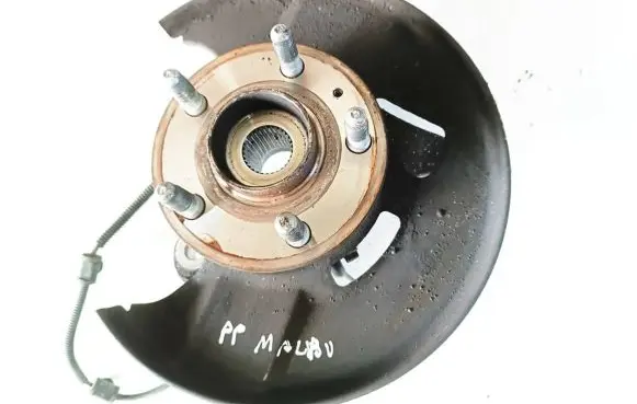 Chevrolet Malibu Front wheel hub spindle knuckle M4L81