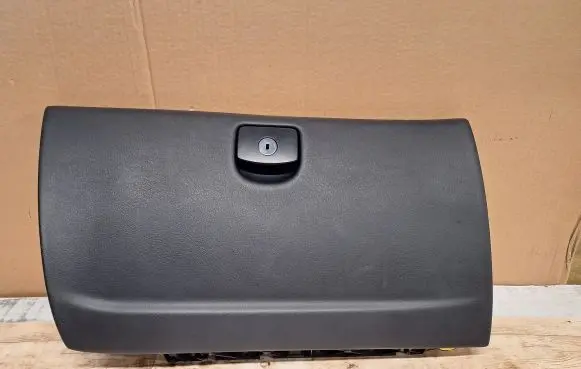 Peugeot 407 Glove box lid/cover 
